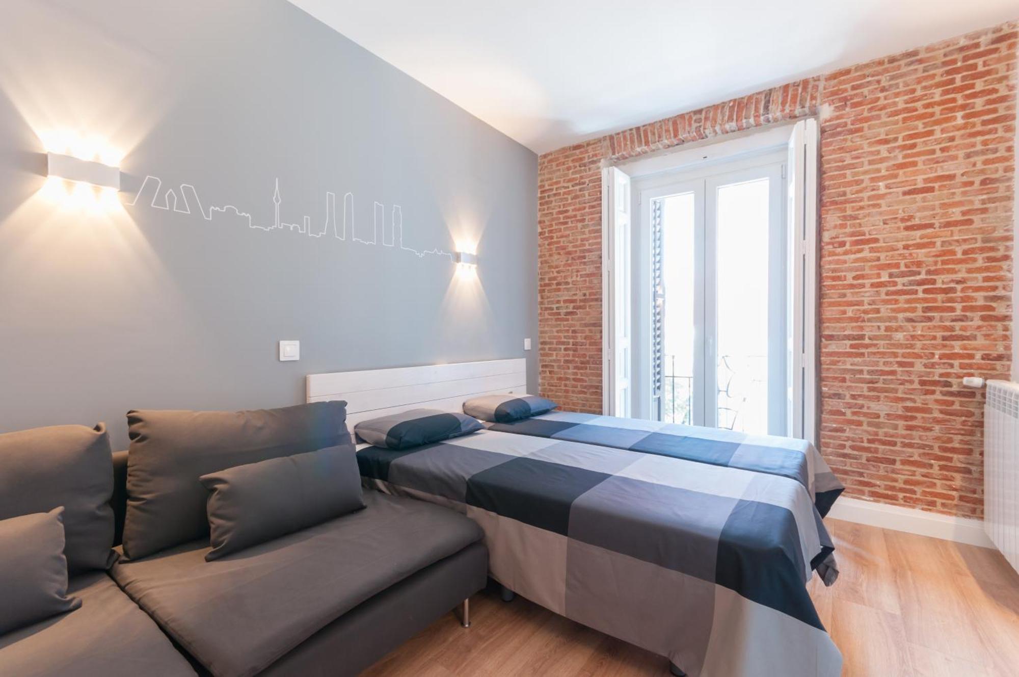 ºra New Atocha City Centre Wifi Ac Smarttvº Madrid Luaran gambar